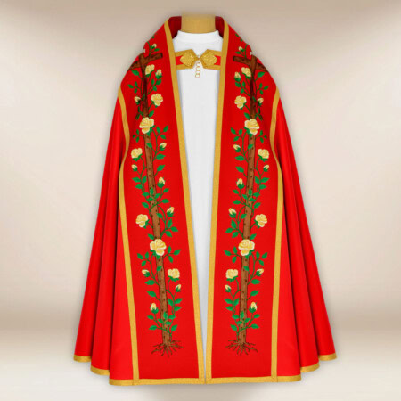 Chape romaine brodée de couleur rouge "Jésus sur la Croix"