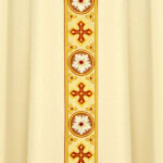 Chasuble liturgique brodée ecru