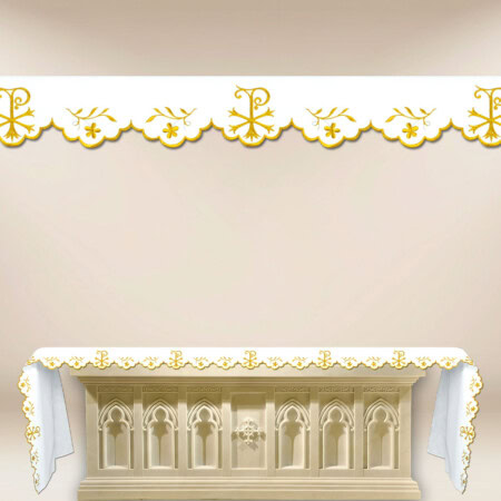 Nappe d’autel avec broderie délicate dorée
