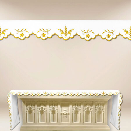 Nappe avec broderie dorée délicate
