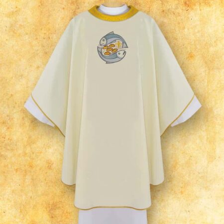 Chasuble liturgique brodée ecru