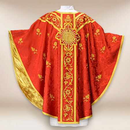 Chasuble brodée rouge IHS