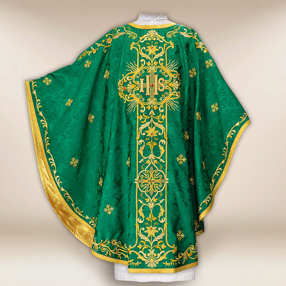 Chasuble brodée verte avec IHS