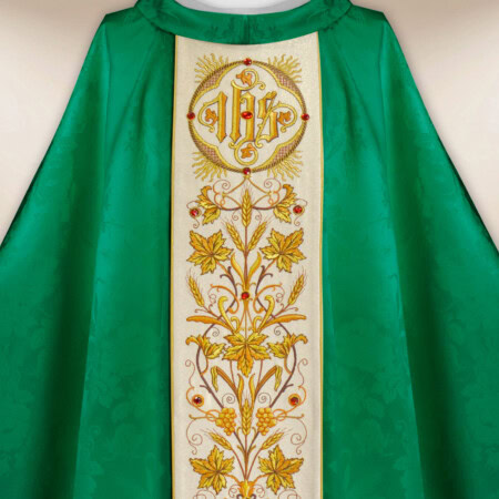Chasuble brodée en jacquard vert
