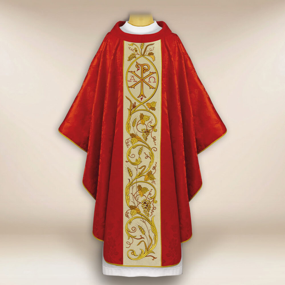 Chasuble brodée avec PX Christum