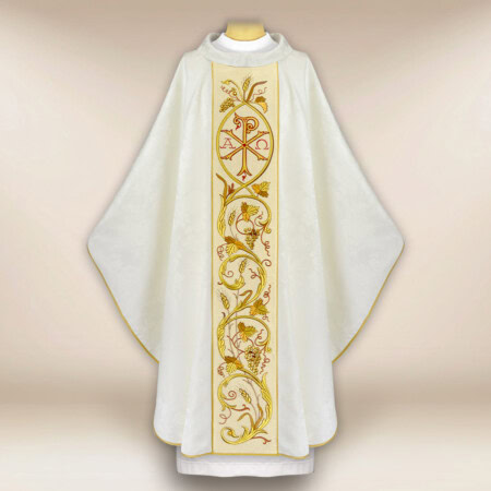 Chasuble brodée avec PX Christum
