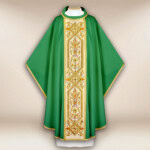 Chasuble brodée verte avec ceinture