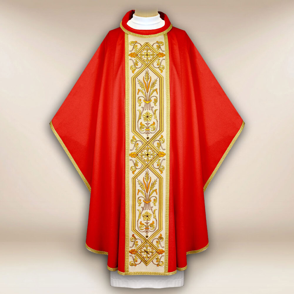 Chasuble rouge brodée avec ceinture