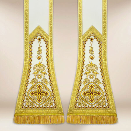 Étole romaine écrue avec croix