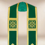 Étole romaine verte brodée