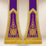 Étole brodée romaine violette