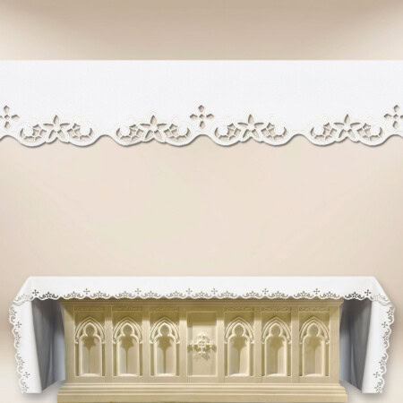 Nappe brodée blanche