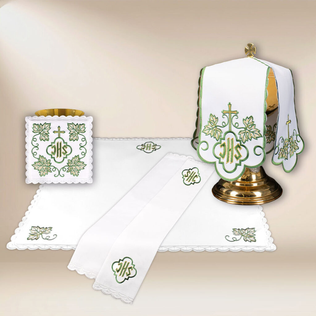 Ensemble de linge de calice IHS Vert