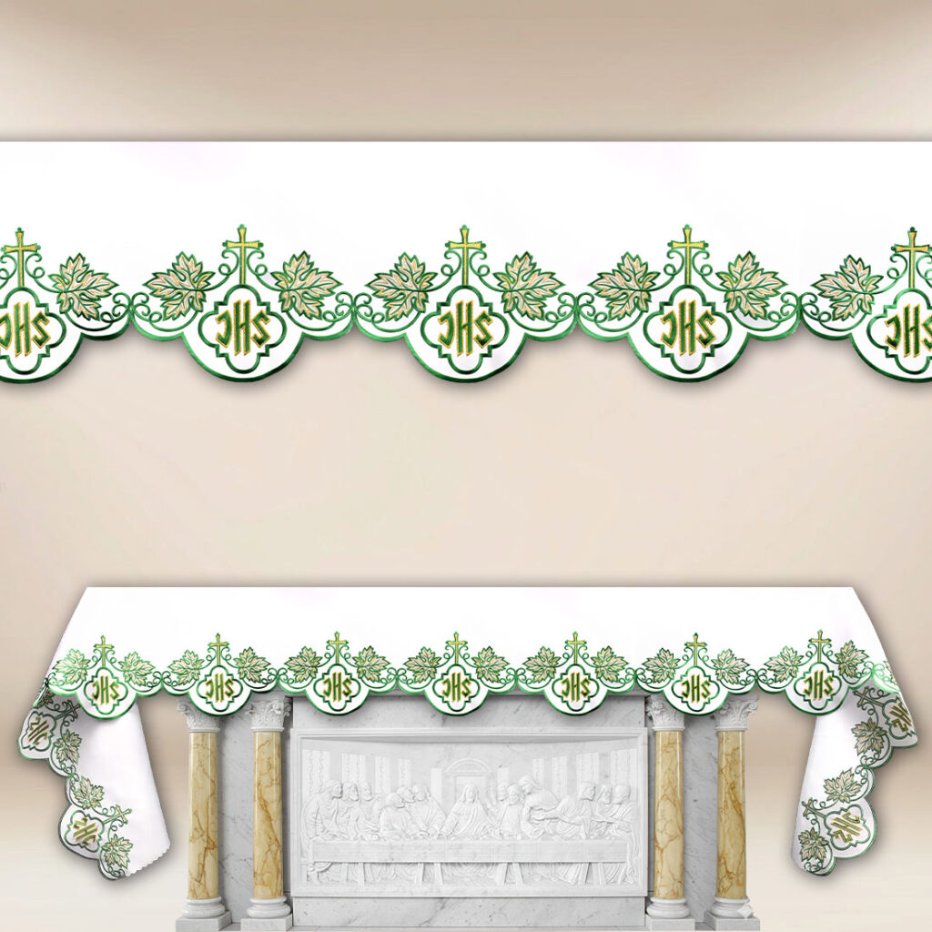 Nappe brodée IHS Vert