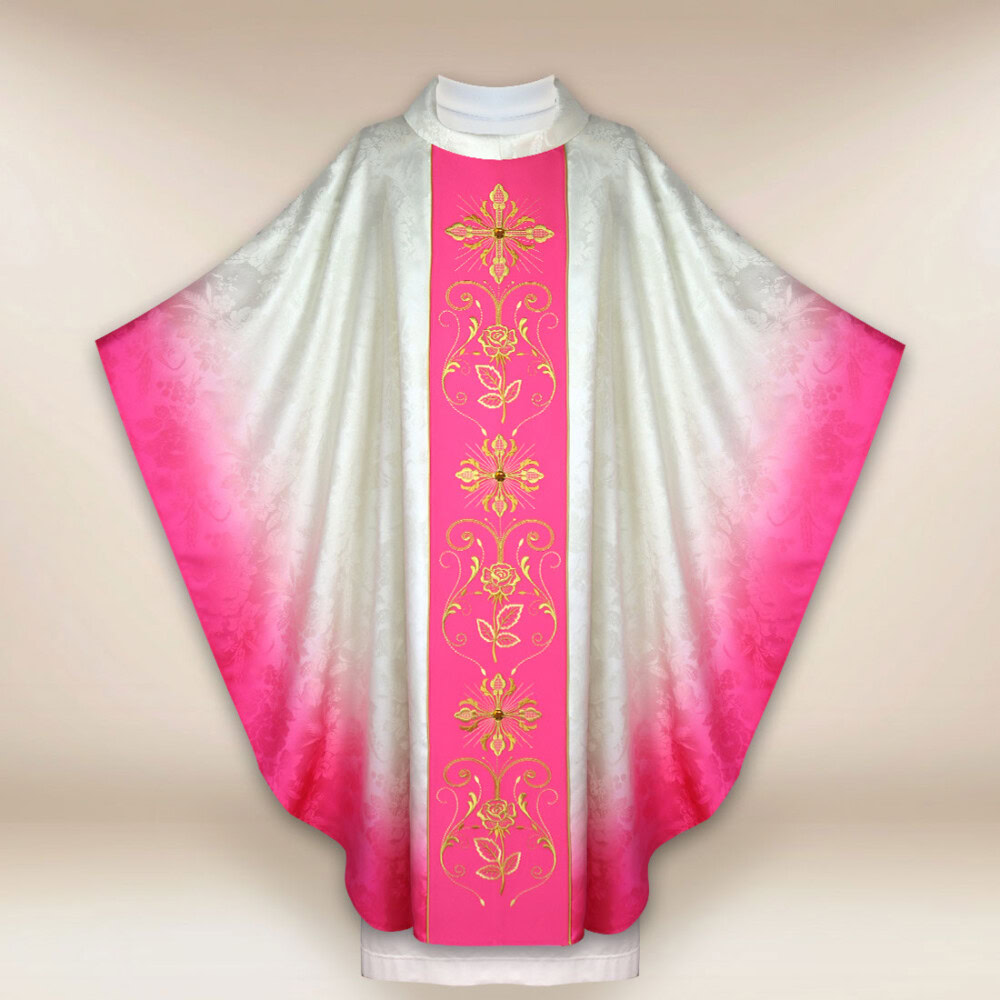 Chasuble liturgique moderne rose