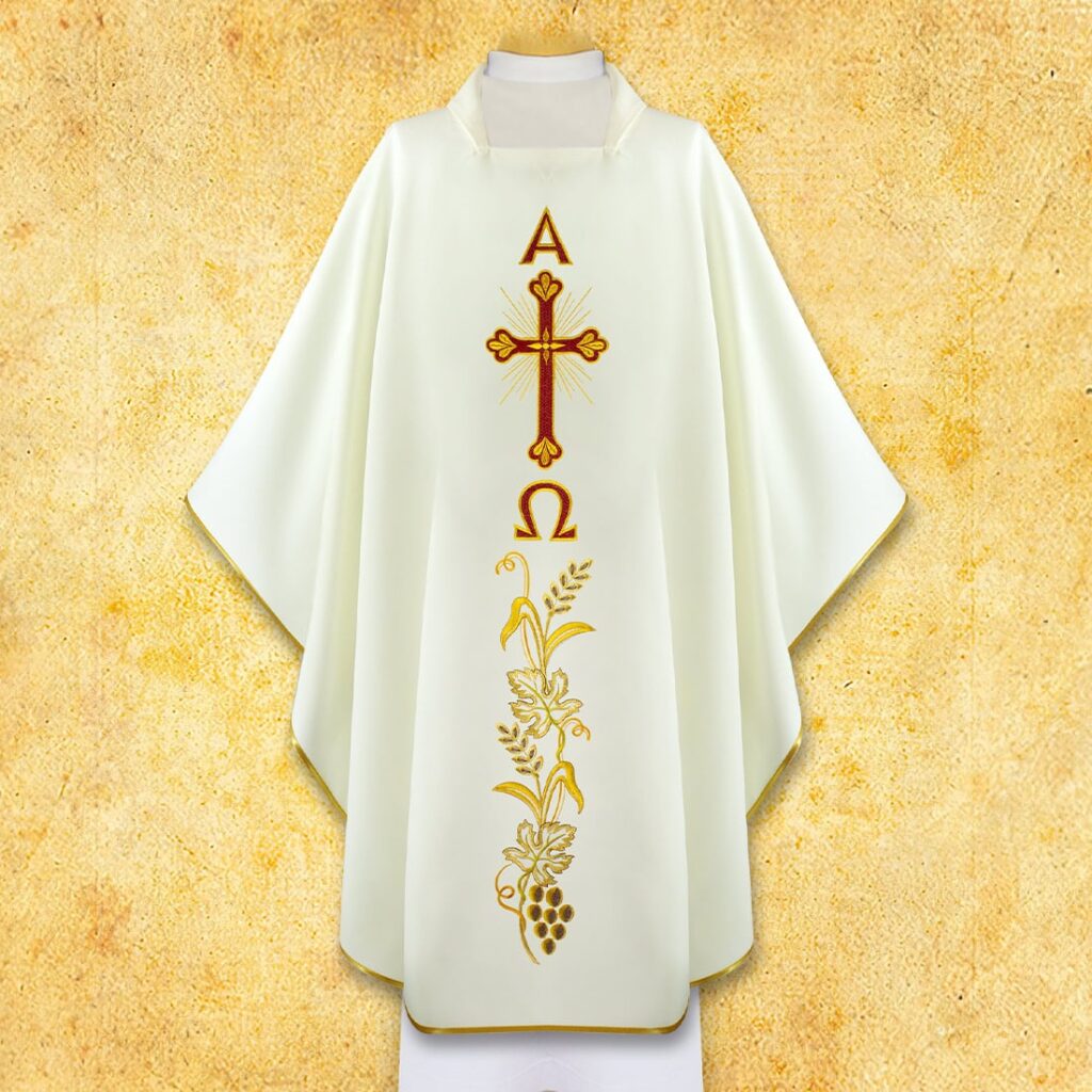 Chasuble liturgique brodée Alfa Omega écru