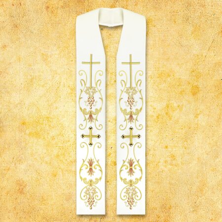 Étole liturgique avec motif de croix écru