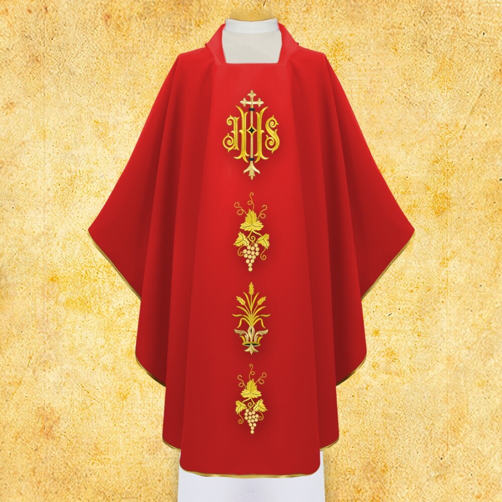 Chasuble liturgique avec IHS