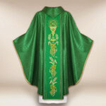 Chasuble avec ceinture brodée