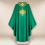 Chasuble liturgique brodée verte IHS