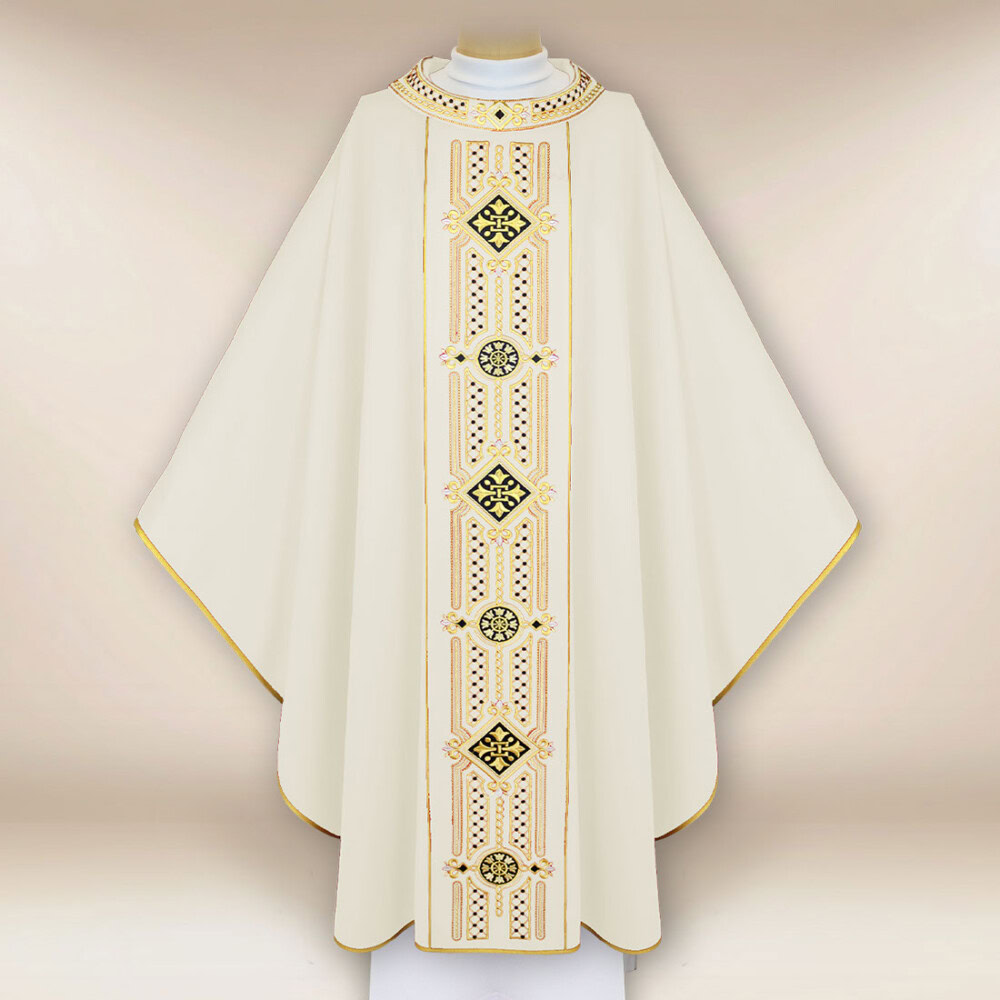 Chasuble liturgique écrue brodée