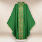Chasuble liturgique verte brodée