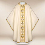 Chasuble liturgique écrue brodée