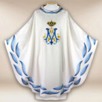 Chasuble mariale brodée écrue
