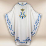 Chasuble mariale brodée écrue