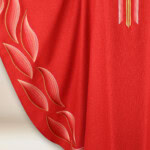 Chasuble brodée rouge