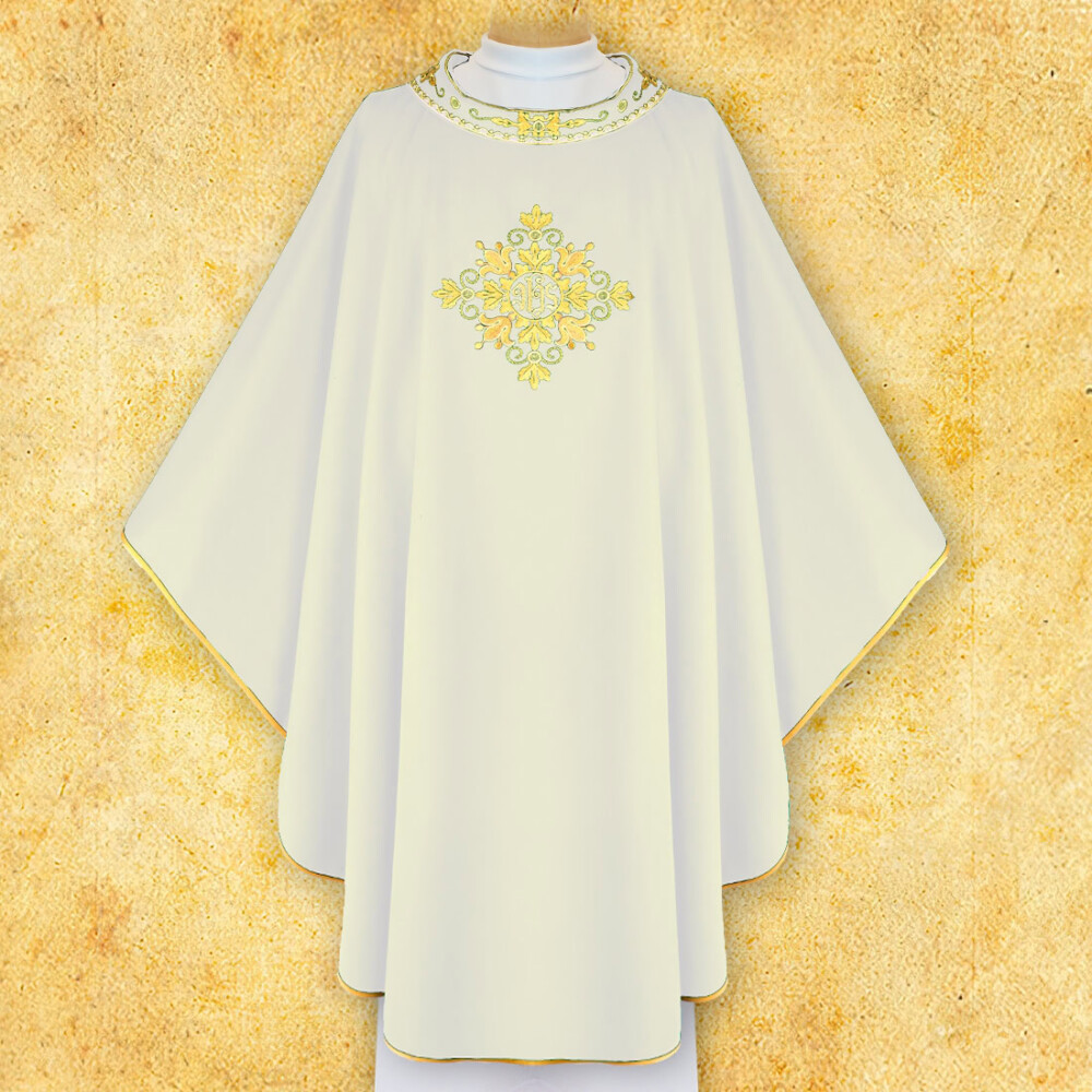 Chasuble liturgique brodée IHS écru