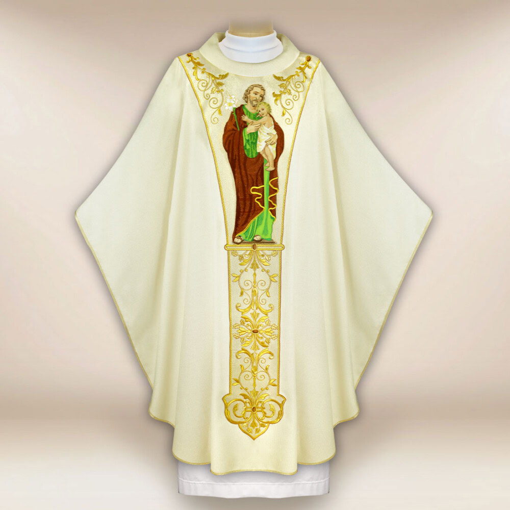 Chasuble liturgique brodée avec l'image de Saint Joseph