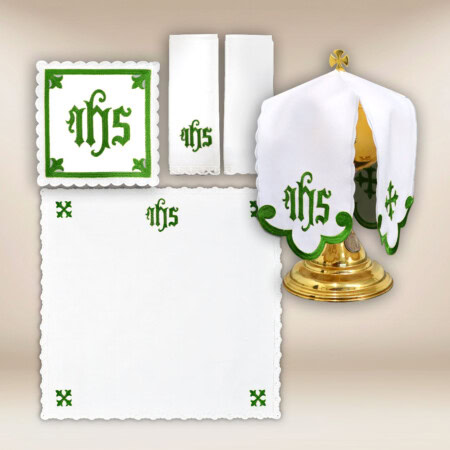 ensemble de linge de calice vert