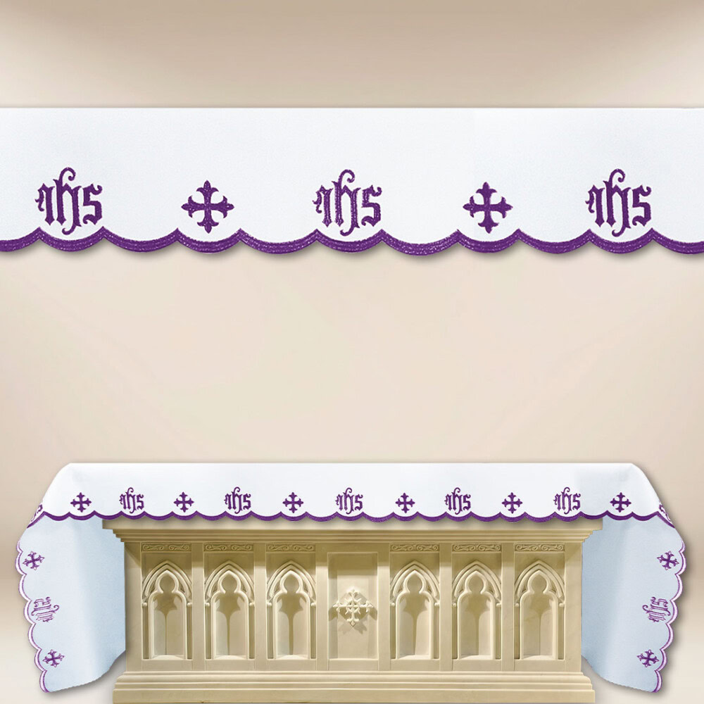 Nappe d’autel brodée