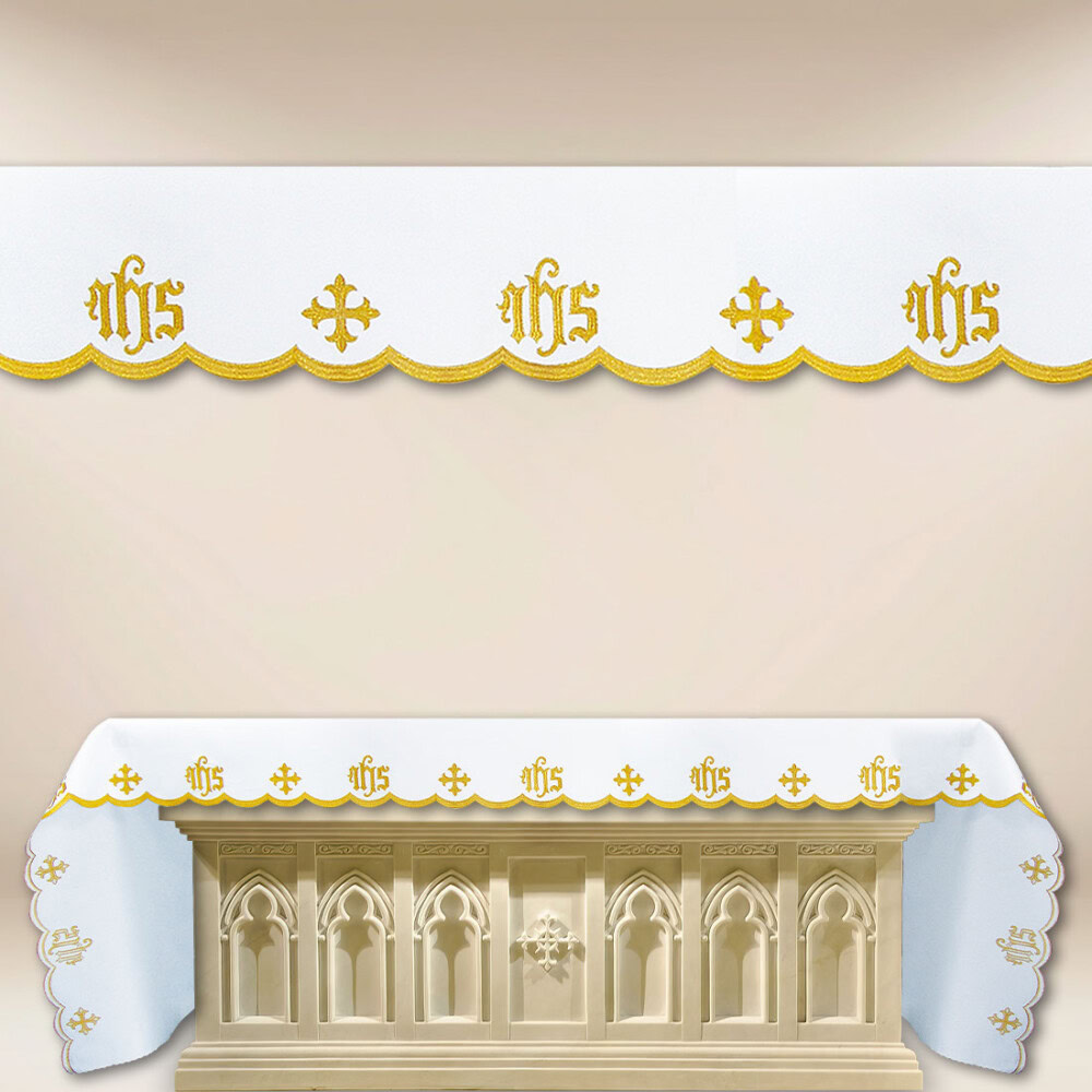 Nappe d’autel brodée
