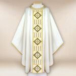 Chasuble liturgique écrue brodée