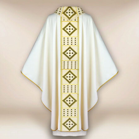 Chasuble liturgique écrue brodée