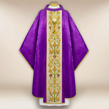 Chasuble brodée avec motif de calice