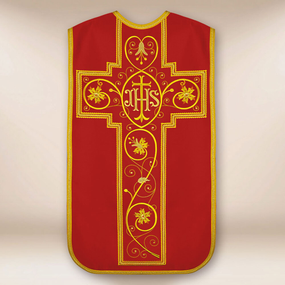 Chasuble romaine brodée avec IHS rouge