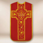 Chasuble romaine brodée avec IHS rouge