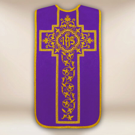 Chasuble romaine brodée violette