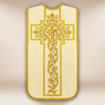 Chasuble romaine brodée ecru