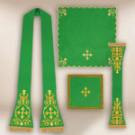 Chasuble romaine brodée en couleur verte
