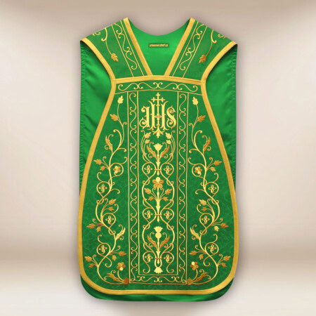 Chasuble romaine brodée en couleur verte