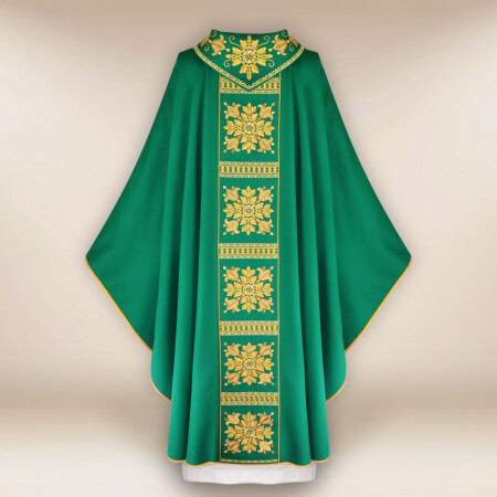 Chasuble liturgique brodée verte