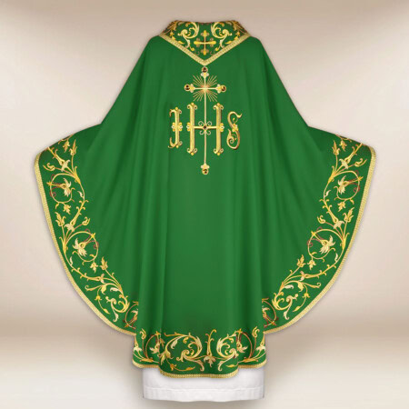 Chasuble brodée IHS verte