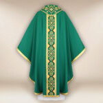 Chasuble liturgique brodée