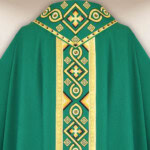 Chasuble liturgique brodée