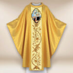Chasuble avec l'image de Saint Maximilien Marie Kolbe