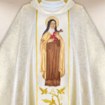 Chasuble brodée Saint Thérèse
